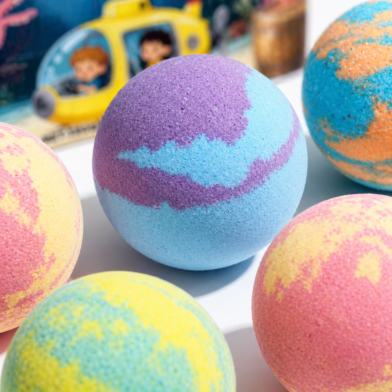 BubbleBomb | Kylpypommi yllätyksellä